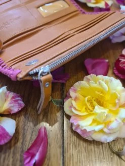 Esmeralda Clutch Bag - Tan/Fuchsia 13 Esmeralda Clutch Bag - Tan/Fuchsia -Dress Shop 20230412 141141