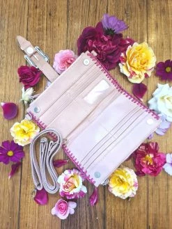 Esmeralda Clutch Bag - Nat/Fuchsia -Dress Shop 20230412 141237