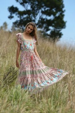 Hannah Maxi Dress - Lotus - Preorder -Dress Shop HANNAH MAXI DRESS LOTUS 3 800x 0c823ed5 b85b 4b30 a5b7 1eba1f3e4f2b