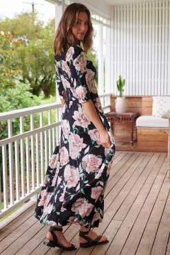 Indiana Maxi Dress - Peach Wild Flower -Dress Shop LOOK11 JAASE 15THFEB KATIEK 028